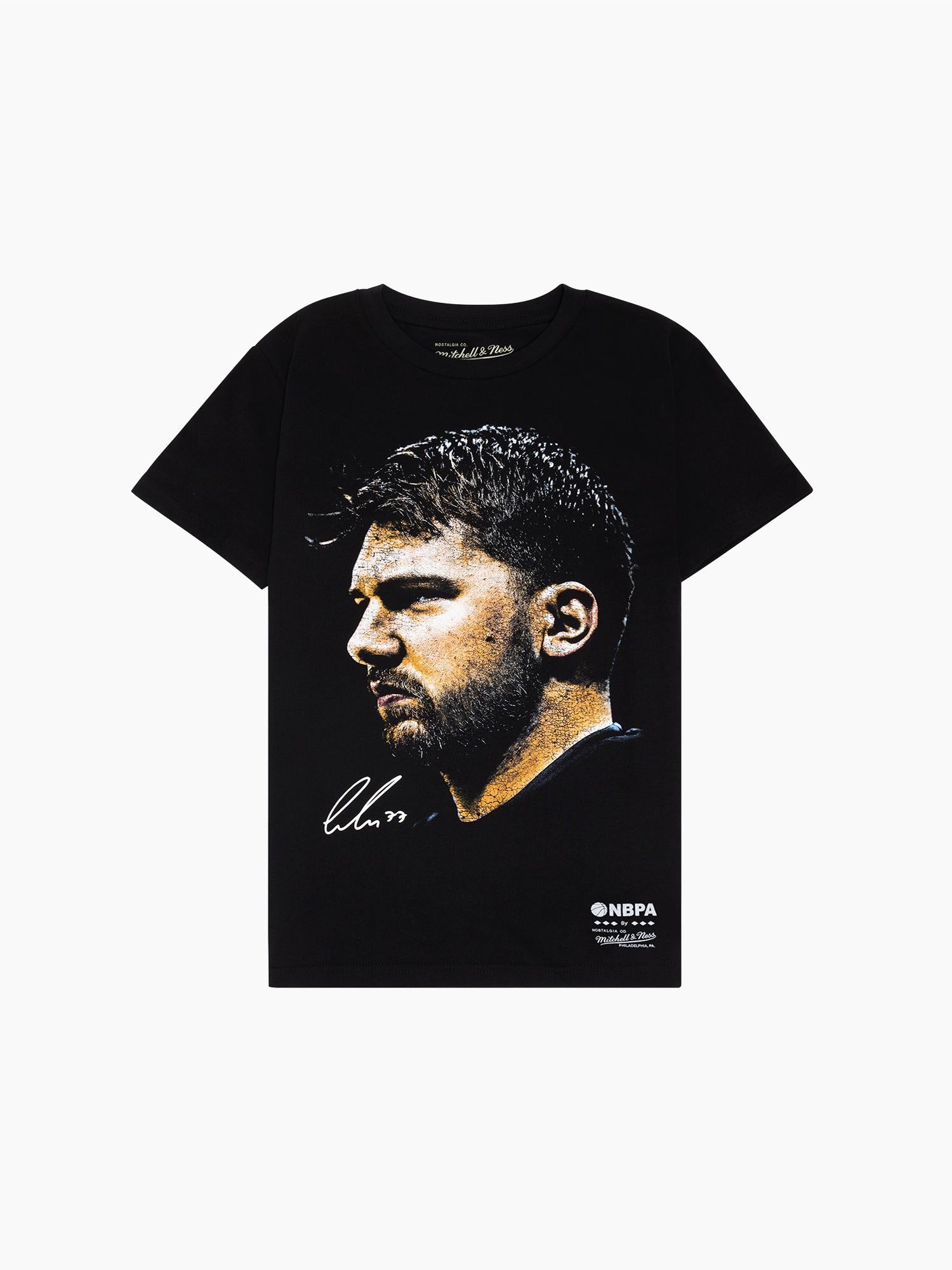 ★Mitchell & Ness Luka Doncic Big Head T-Shirt 関税込★ Mitchell & Ness Luka Doncic Big Head T-Shirt | PacSun