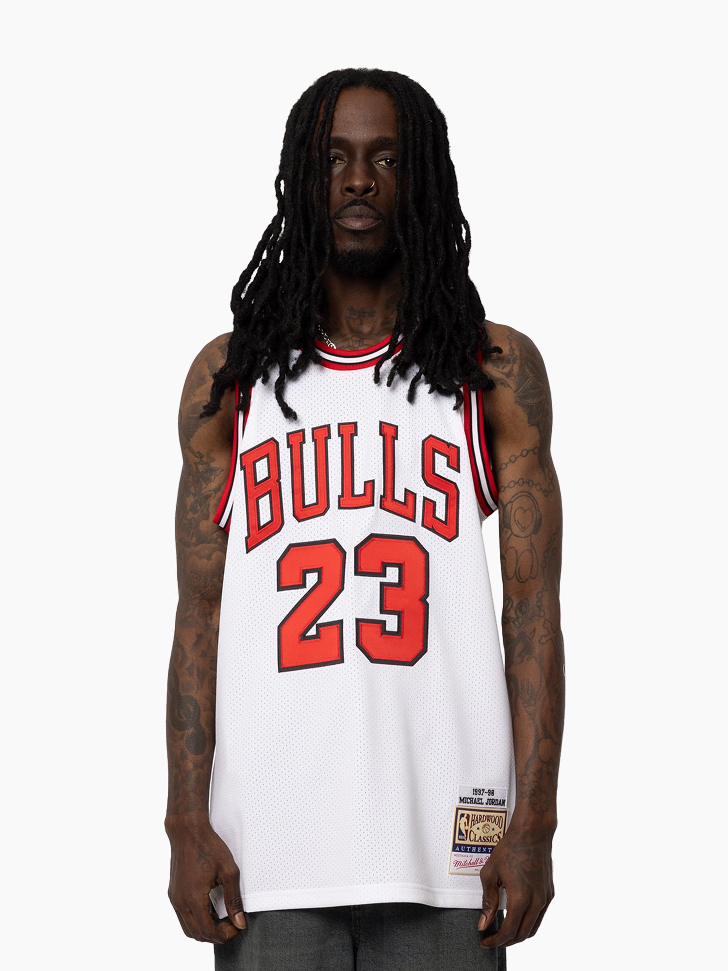 Michael Jordan 1997-98 Chicago Bulls Authentic Jersey – Mitchell