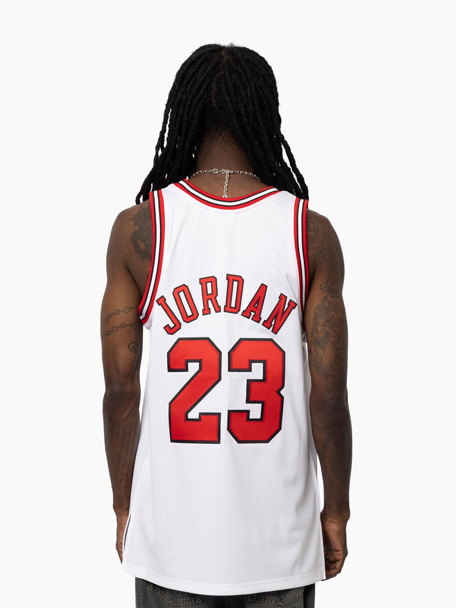 Michael Jordan 1997-98 Chicago Bulls Authentic Jersey – Mitchell