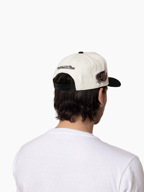MNCG4040_WTCRBLK00_3_cfjsox_1758254478