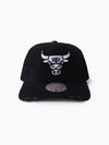 Chicago Bulls Damaged Pro Pinch Snapback