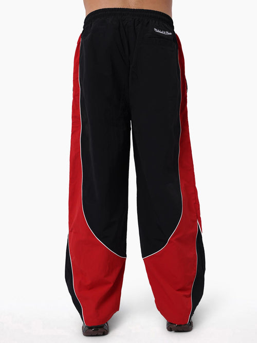 MNCG4575P_BLKRED00_3_yr8ttk_1774917048