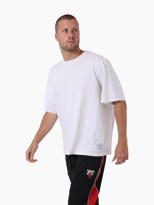 MNCG4575P_BLKRED00_4_buskxp_1774917052