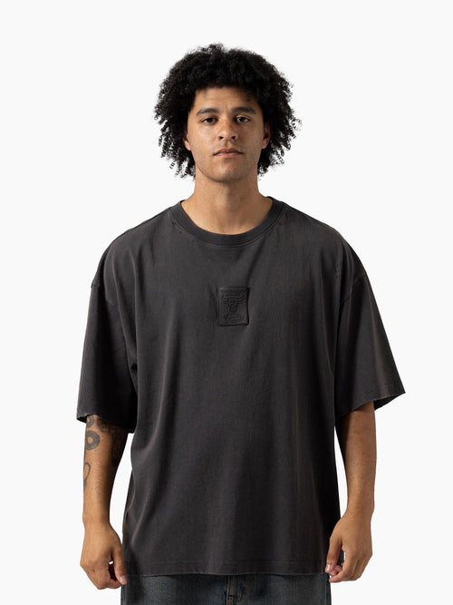 MNCG4653_BLK000W_1_a1sutt_1775541554