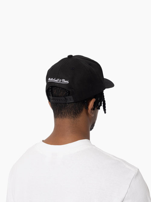 MNVG24140_BLK0000_3_bhj50h_1759721693